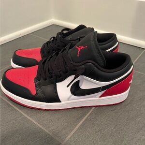 Men's Nike Air Jordan low sneakers